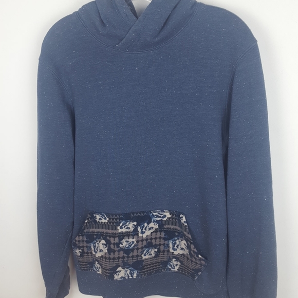 On The Byas Hoodie - Picture 3 of 7